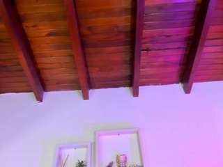 emma-rossee webcam model stream image