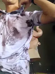 use_19 webcam model stream image