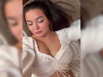 3hotandyoung3 webcam bongacams model stream image