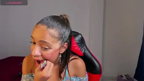 yumi_hanna webcam stripchat model stream image