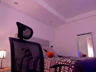 Chirs Morgan webcam model stream image