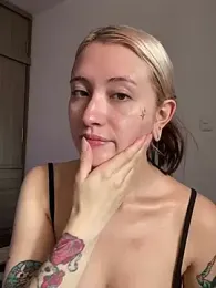 pin_grimes webcam model stream image