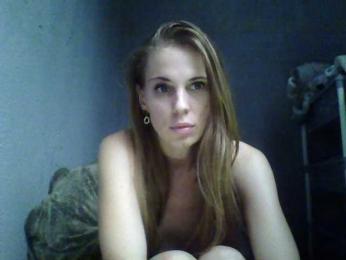 ---kisa25_ webcam model stream image