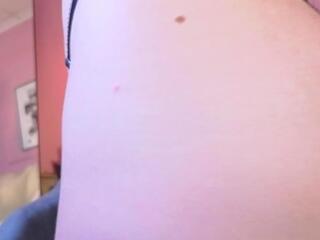 Ariel Soft webcam model stream image