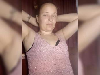 Dana18-1 webcam bongacams model stream image