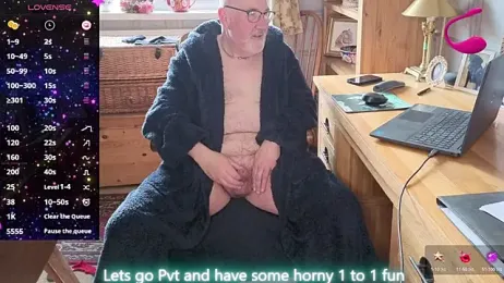 Adamdaddybear webcam model stream image