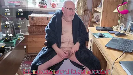Adamdaddybear webcam model stream image