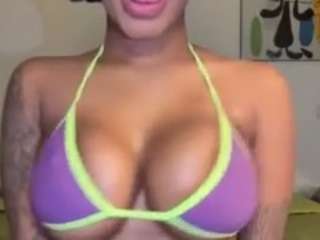 hopefrench webcam camsoda model stream image