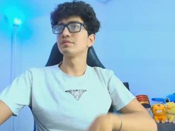 tylerwhiite_ webcam model stream image