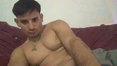 E1drian32_ webcam model stream image