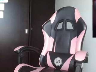 charlotbelucci webcam model stream image