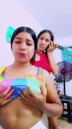 Jeans_Pee webcam model stream image