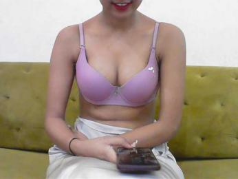 Payal-1-1 webcam model stream image