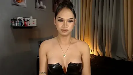 Unforgettablejulia webcam stripchat model stream image