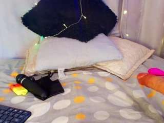 jade-brunnette webcam model stream image