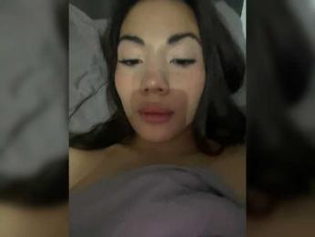 M0nikaa webcam model stream image