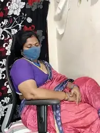 yours-kavaya webcam model stream image