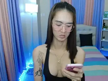 XxTsUncutAskaxX webcam model stream image