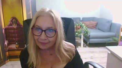 Sofia_xLOVE webcam model stream image