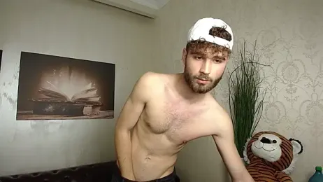 KyloEast webcam model stream image