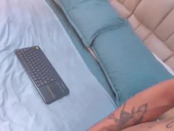 goldentemptation_ webcam model stream image