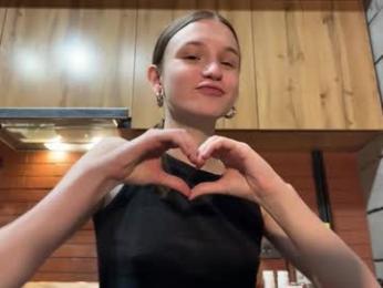 nloraaa webcam model stream image