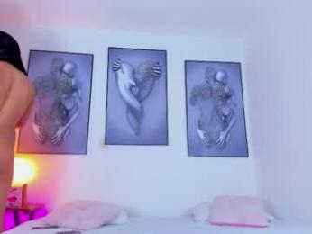 avavega_1 webcam model stream image