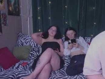 _adrenalinee_ webcam chaturbate model stream image