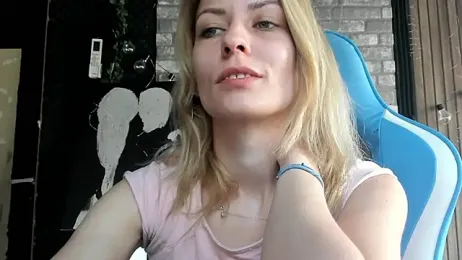 karo123421 webcam stripchat model stream image