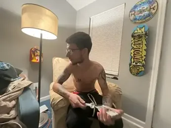 hungkubenski webcam model stream image