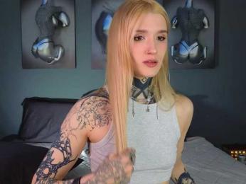 SophieInkk webcam model stream image