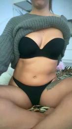 Littledreamer97 webcam model stream image