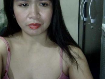 aubrey11 webcam bongacams model stream image