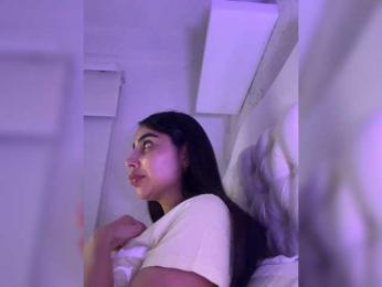 SallyeLeins webcam model stream image