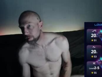 maxrouger webcam model stream image