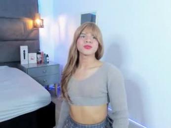 valentino_moon webcam model stream image