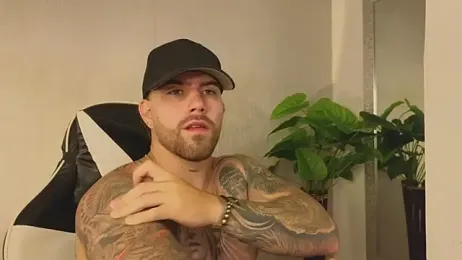 Ades_Lowe webcam model stream image