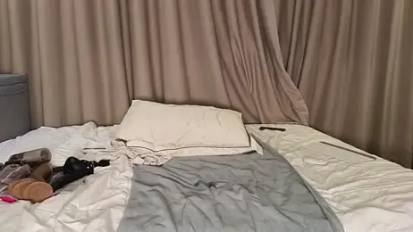 LucyNuty webcam model stream image