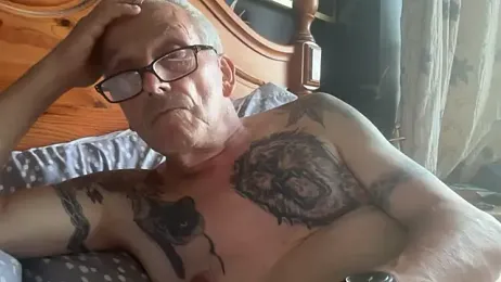 poggles webcam model stream image