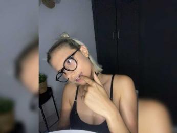 AishaKali webcam model stream image