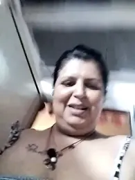 Jann_Riya333 webcam model stream image