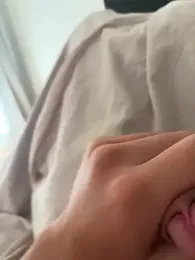 bra_zuka webcam model stream image