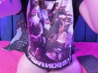 violet-wish webcam model stream image