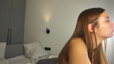 DaraKellon webcam model stream image