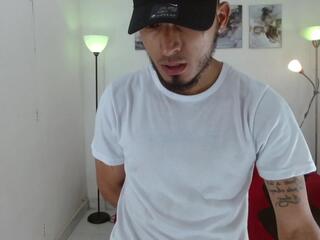 Thomas Cuper webcam model stream image