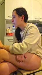 Ecolieresexy09 webcam model stream image