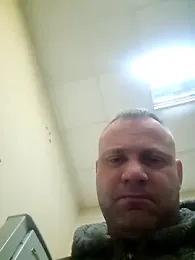 Crek666 webcam model stream image