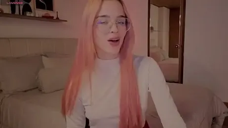 Roxxy_mora webcam stripchat model stream image