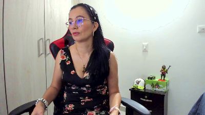 grace_kelly33 webcam model stream image