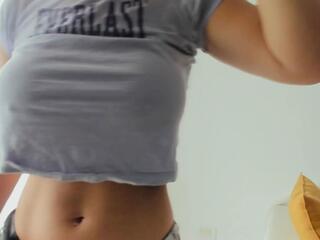 Janine Mary webcam model stream image